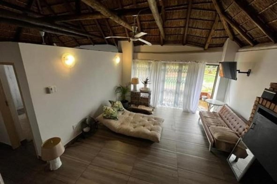 8 Bedroom Property for Sale in Broederstroom North West